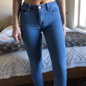 Levi's 721 High Rise Skinny Jeans